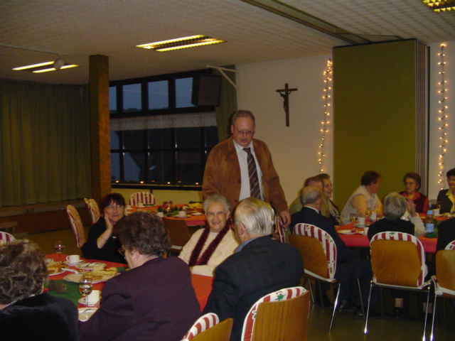 Seniorennachmittag 2004 in Ockfen im Jugend- und Brgerhaus