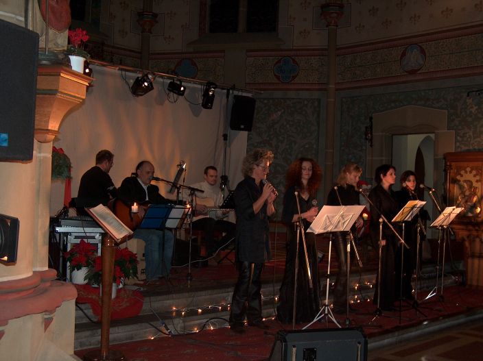 Licht ins Dunkel - Ensemble 2005 in St. Valentin Ockfen